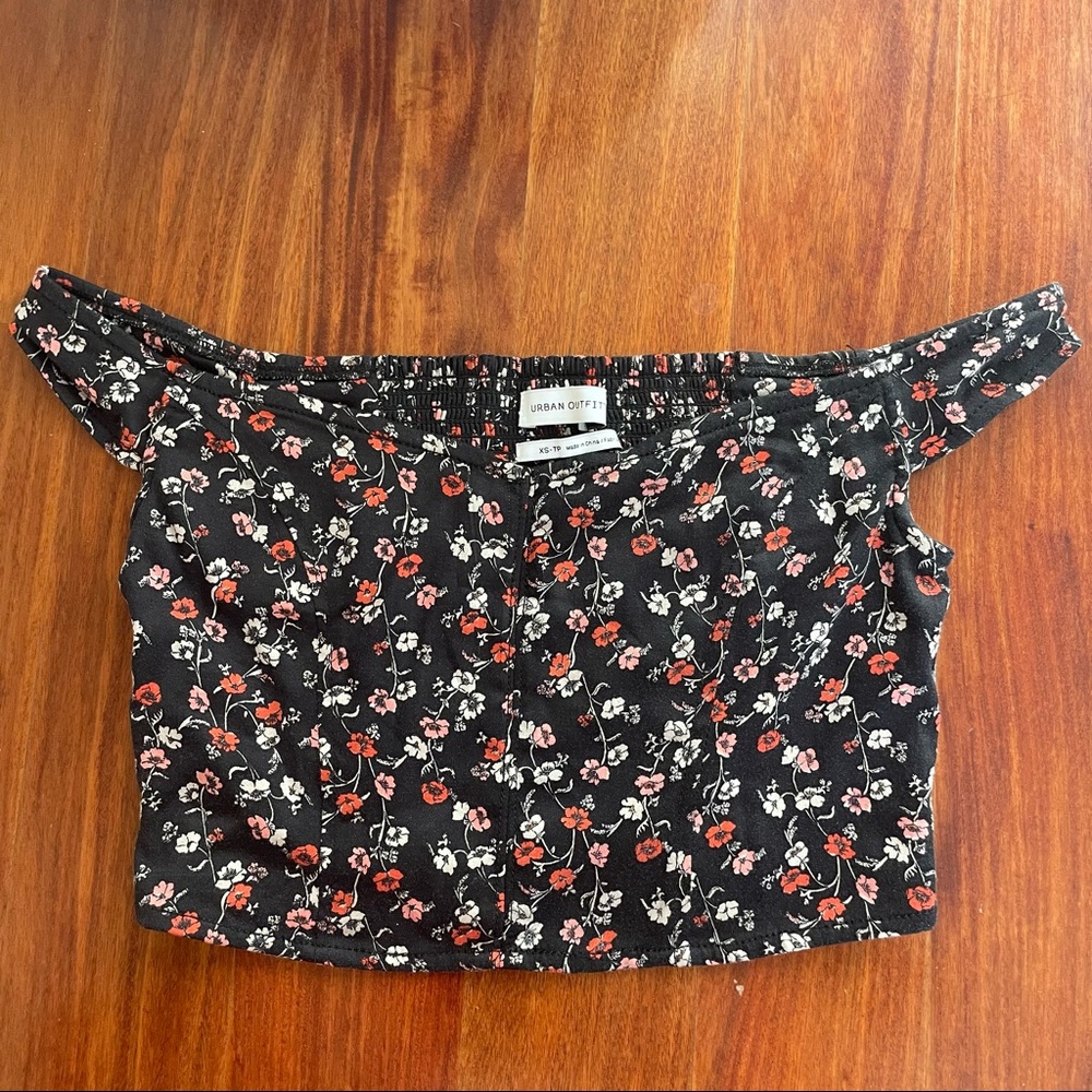 UO Top
